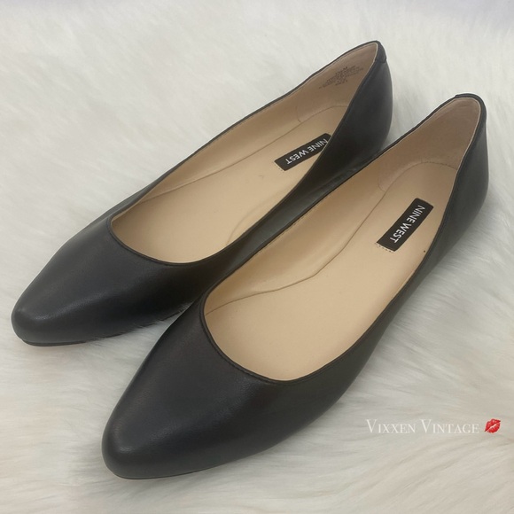 NINE WEST ALMOND TOE 'SPEAKUP FLAT' IN BLACK LEATHER - Picture 1 of 9